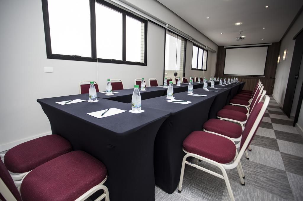 Rio Hotel By Bourbon Curitiba Bagian luar foto
