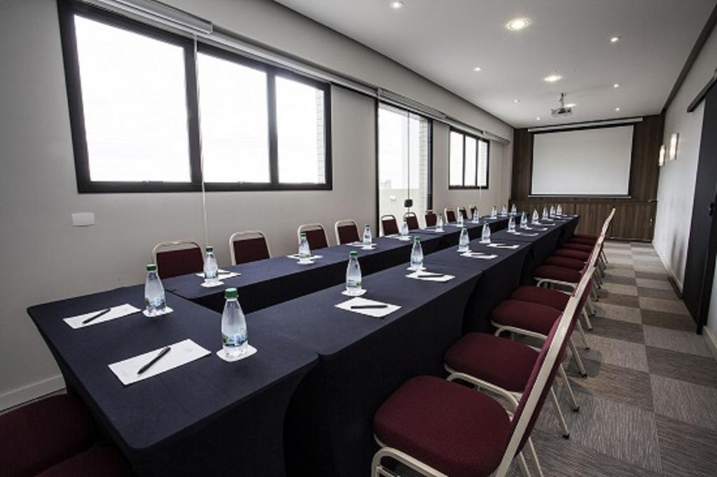 Rio Hotel By Bourbon Curitiba Bagian luar foto